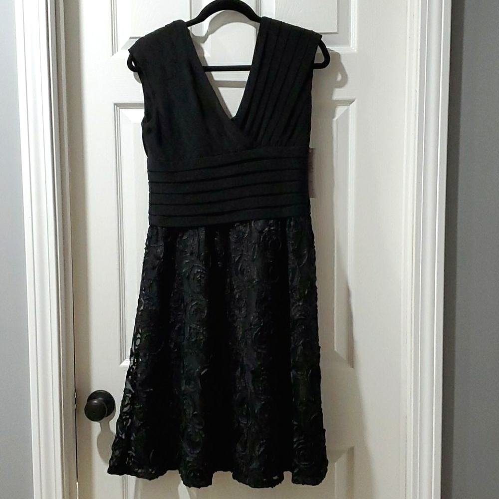 Adrianna Papell black party dress
